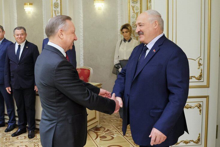 Лукашенко назвал порт в Санкт-Петербурге "основной дорогой в мир" для белорусских товаров