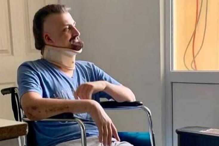 "За раз усё пераварочваецца". Беларус Артур Лашакоўскі — пра страшнае ДТЗ у Батумі, страту жонкі і думкі пра суіцыд