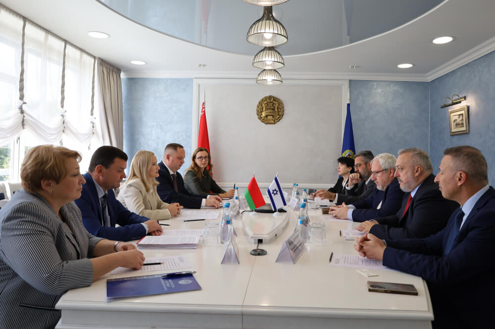 Представитель Минюста и директор израильского бюро 