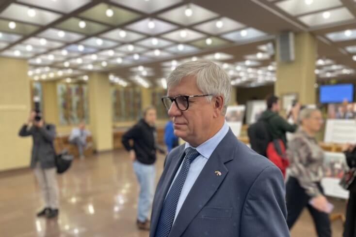 Cichanoŭskaja’s aide: dialogue and pressure could help free regime critics