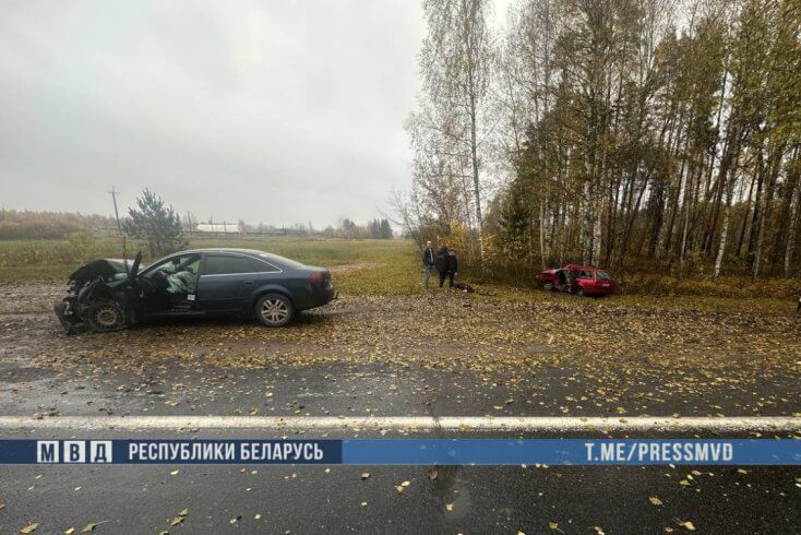 Два чалавекі загінула ў аўтамабільнай аварыі каля Лепеля