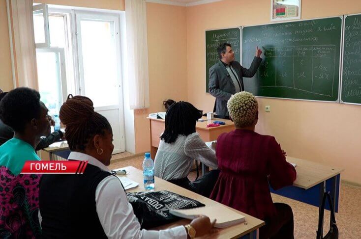 Министр образования Иванец заявил о готовности "кратно" увеличить количество студентов из Африки