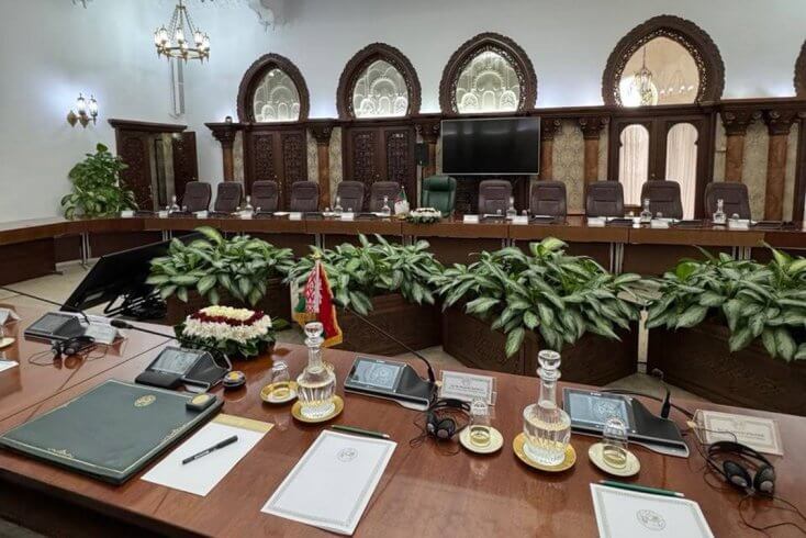 Лукашенко из Алжира вновь направился в Оман, где проведет "ряд непубличных встреч"