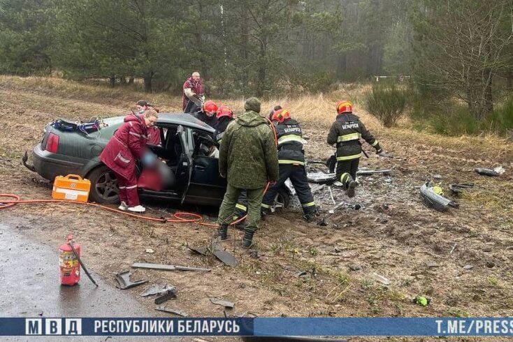 Чатыры чалавекі загінулі ў ДТЗ у Слонімскім раёне