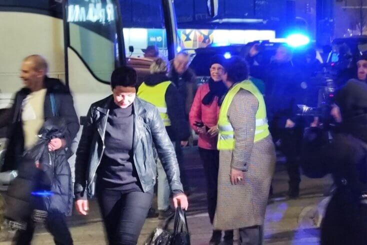 Прибывшие в Варшаву политзаключенные будут обеспечены всем необходимым — Латушко