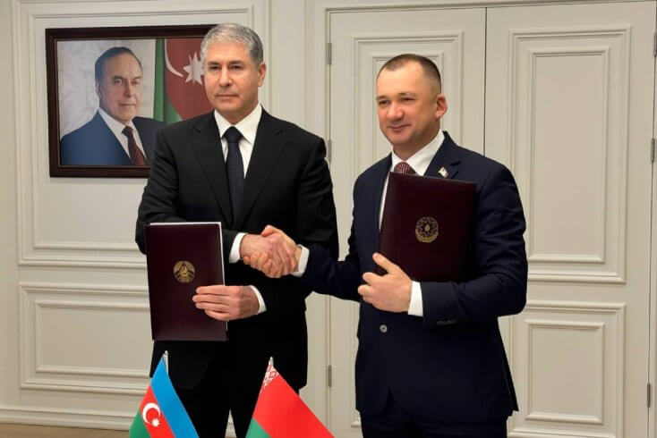 Главы МВД Беларуси и Азербайджана подписали соглашение о взаимном признании водительских удостоверений