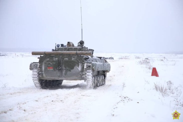 Mechanized brigade conducts enemy detection drills in woods and swamps