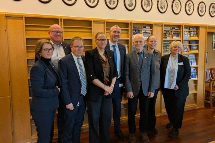 Беляцкий обсудил ситуацию с правами человека в Беларуси в норвежском парламенте