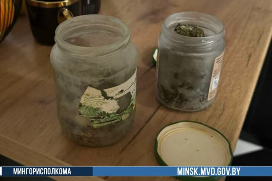 Двое жителей Минска задержаны за распространение наркотиков