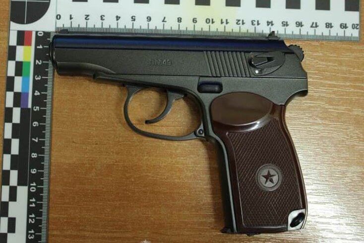 Беларус вёз з Польшчы на ​​радзіму пнеўматычны пісталет і быў затрыманы на мяжы