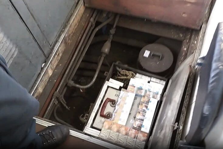 Таможня Польши обнаружила контрабандные сигареты в локомотивах прибывших из Беларуси поездов