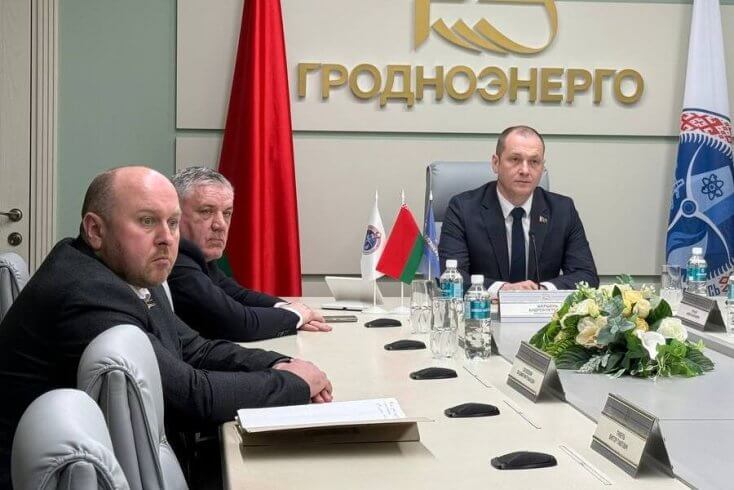 Мінэнерга адрэагавала на патрабаванне Лукашэнкі эканоміць на вулічным асвятленні — выпрацоўваецца “адзіны падыход да ўстанаўлення графікаў”