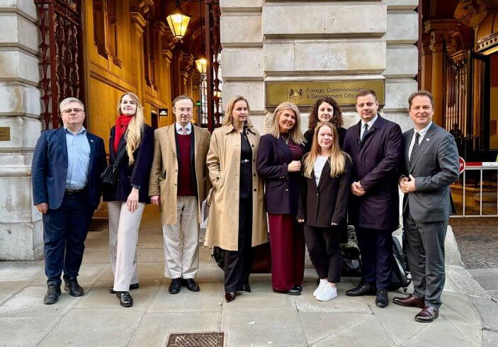 Вячорка: Пра змякчэнне еўрапейскіх санкцый, у тым ліку брытанскіх, гаварыць зарана