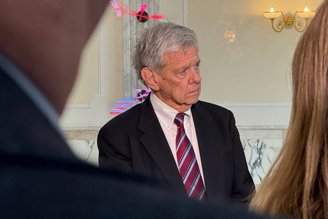 На встрече с Коулом обсуждено освобождение политзаключенных и возможная поездка Лукашенко в США