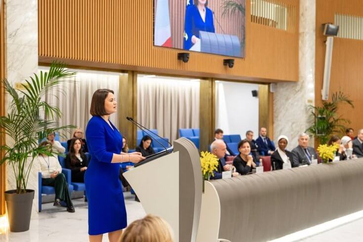 Тихановская в Риме призвала женщин свободного мира к солидарности с белорусками