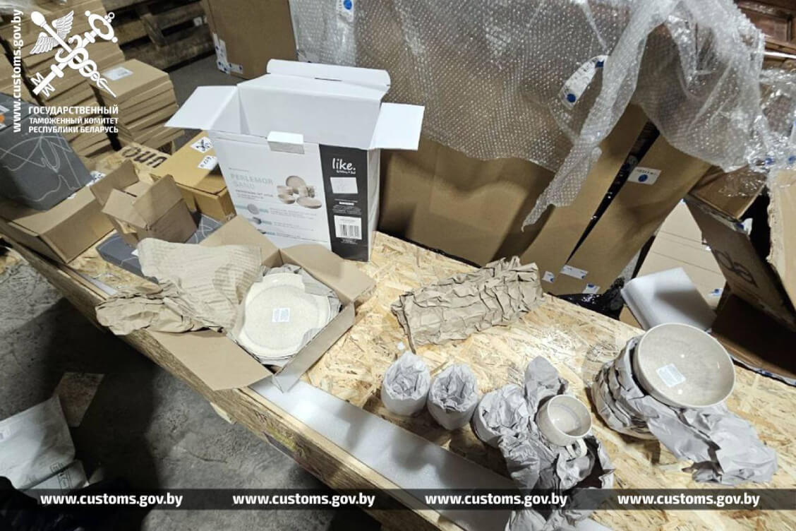 Латвійскі перавозчык спрабаваў увезці ў Беларусь 140 тавараў без дэкларацыі — яму пагражае штраф