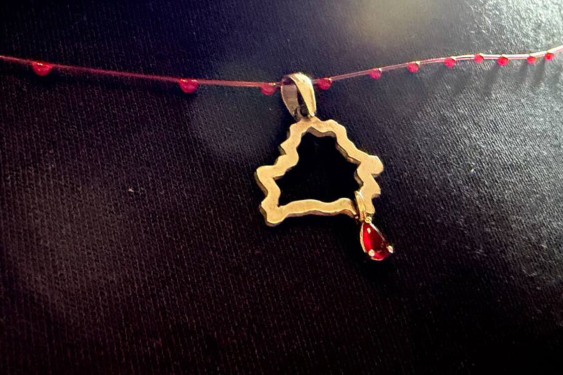 Ювелир ограничен в свободе на 4 года за работу с 