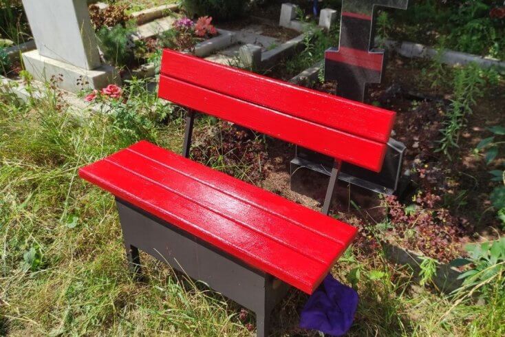 У Мінску на Радаўніцу пусцяць дадатковыя аўтобусы для наведвання месцаў пахаванняў