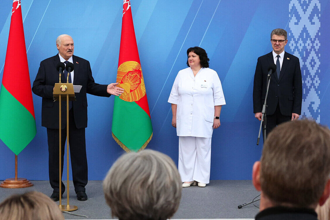 Лукашэнка запатрабаваў перастаць 