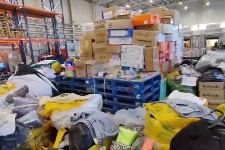 Гродненская таможня пресекла незаконную перевозку крупной партии одежды, обуви, косметики и ткани