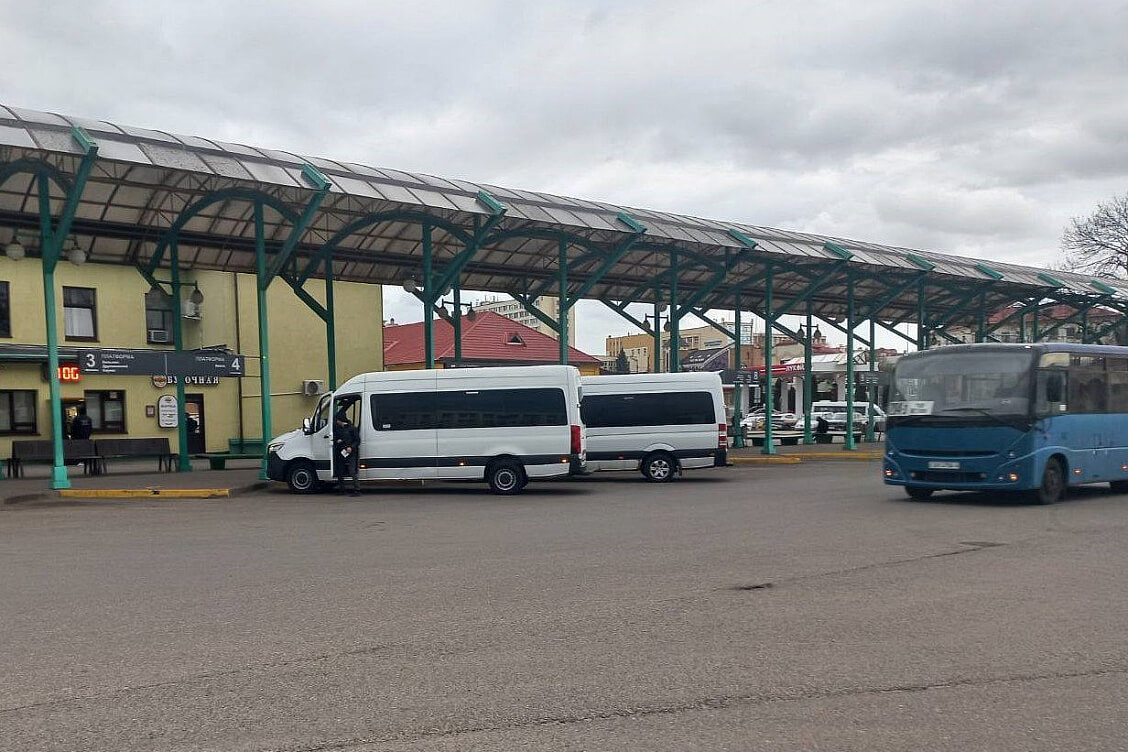 Руководитель компании-перевозчика в Гродно платил зарплату 