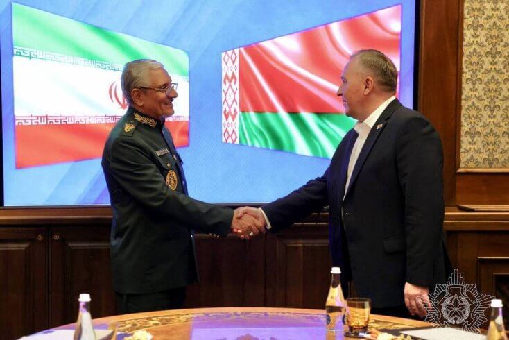 Хрэнін абмеркаваў з намеснікам міністра абароны Ірана пытанні двухбаковага супрацоўніцтва ў ваеннай сферы