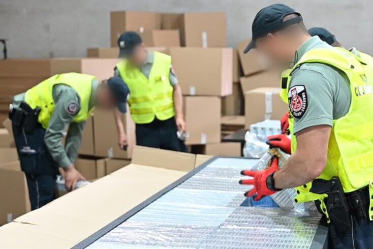 В Люблинском воеводстве Польши на границе с Беларусью пресечена крупнейшая за последние годы контрабанда сигарет