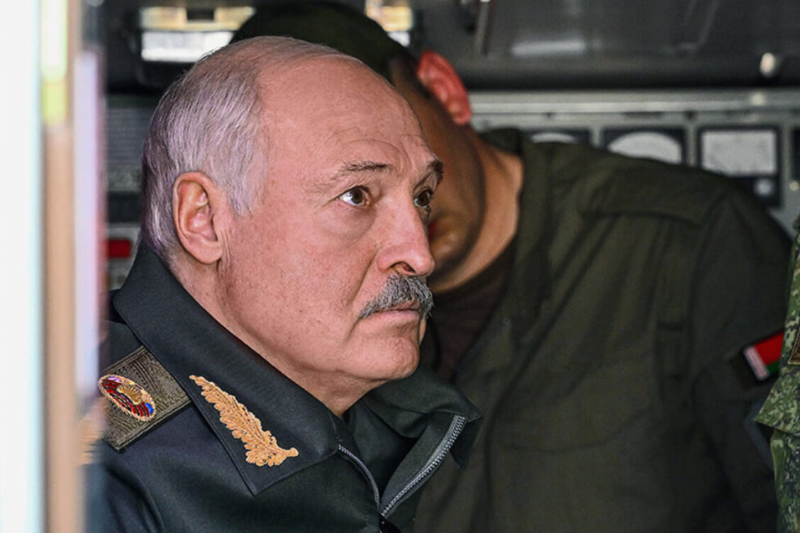 Лукашэнка заявіў, што не хоча ваяваць з украінскімі механізатарамі і даяркамі