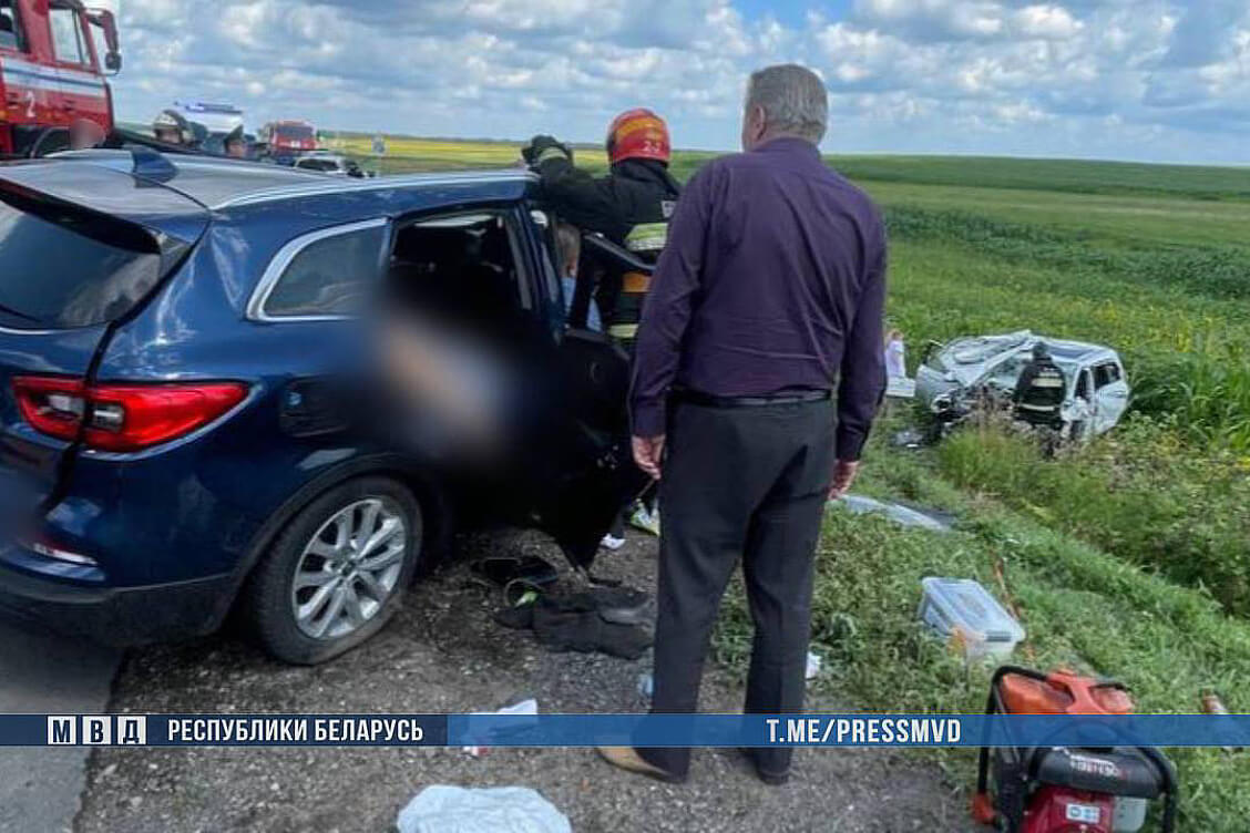 ДТЗ у Гомельскай вобласці — адзін чалавек загінуў, сем пацярпела