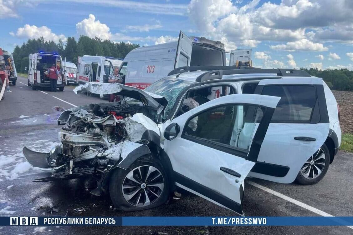 ДТЗ з маршруткай у Шумілінскім раёне — 57-гадовая жанчына загінула, чатыры чалавекі атрымалі траўмы