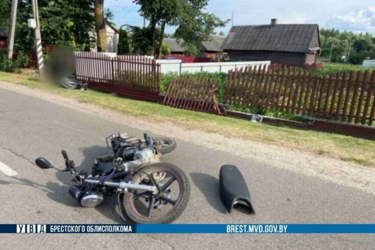 В Столинском районе ДТП с двумя несовершеннолетними мотоциклистками