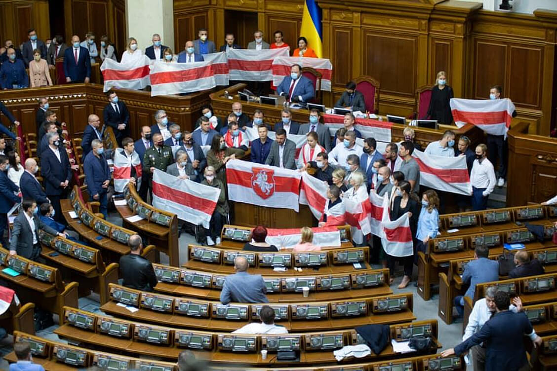 В Украине зарегистрирован законопроект об упрощенной легализации белорусов