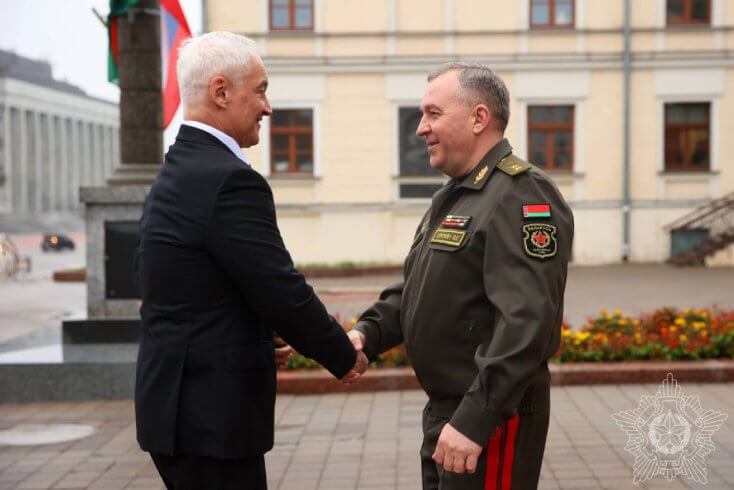 В Минск прибыл министр обороны РФ Белоусов, будет обсуждаться в том числе "объединенная военная инфраструктура"